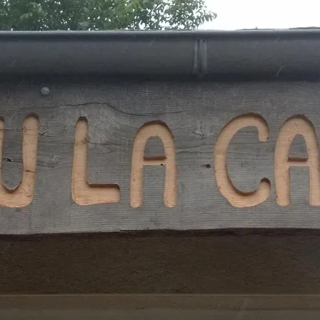 Le Jardin - Chalets, Et Emplacements Nus Pour Des Nature Le Long De La Riviere Le Gijou